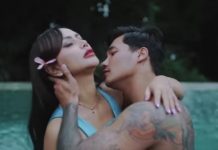 Pengintip juga Merekam Mami Sisca saat Bareng Pasangan di Vila Pengintip juga Merekam Mami Sisca saat Bareng Pasangan di Vila