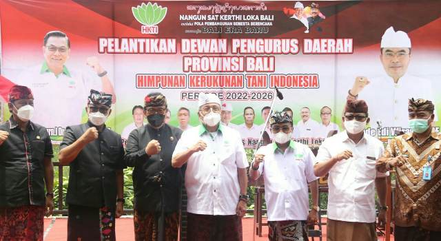 Wagub Cok Ace Minta Pengurus Baru HKTI Fokus Penuhi Kebutuhan Pangan Krama Bali