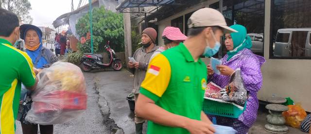 Pemuda LDII Tabanan Bagikan Ratusan Masker di Bedugul