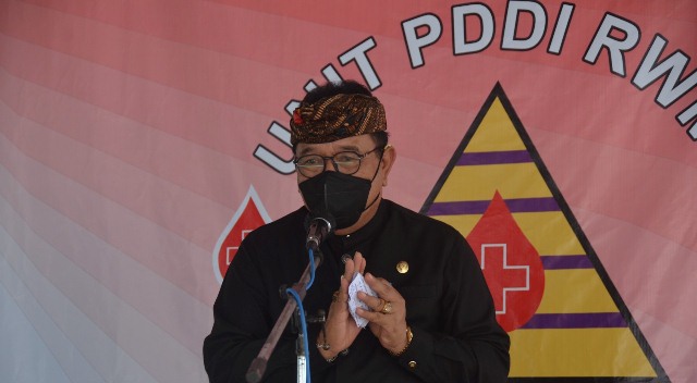 Pelantikan Pengurus PPDI RWM Padang Sambian Raya, Wagub Cok Ace Ajak Masyarakat Turut Serta Menjadi Pendonor Darah Aktif