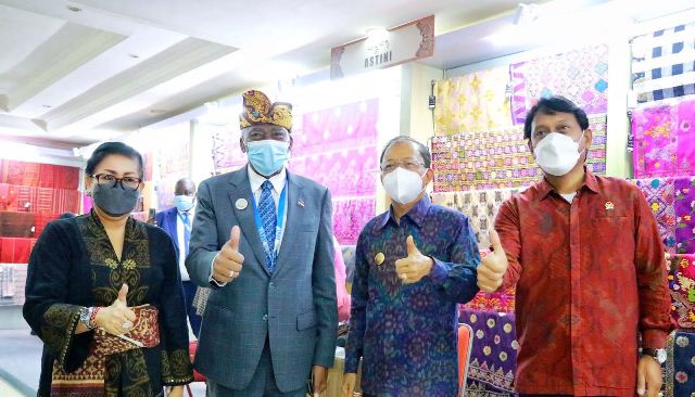 Produk Kerajinan di Pameran IKM Bali Bangkit Mendunia dan Menjadi Daya Tarik Delegasi IPU