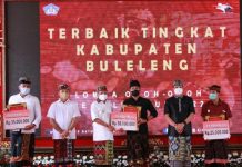 Gubernur Koster Serahkan Hadiah Lomba Ogoh-Ogoh Gubernur Koster Serahkan Hadiah Lomba Ogoh-Ogoh