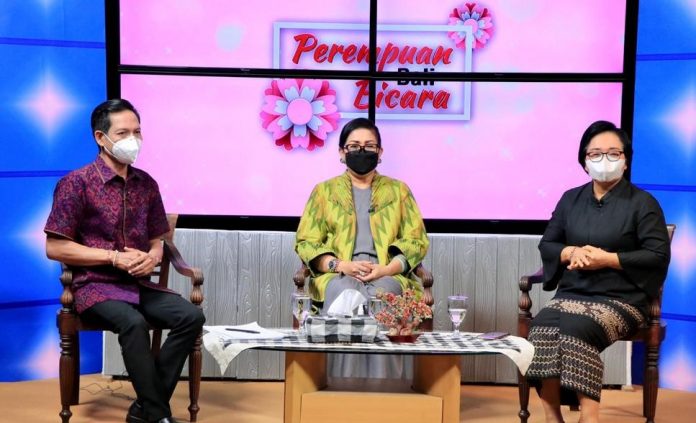 Ny. Putri Koster: Perempuan Masa Kini Harus Berani Bicara