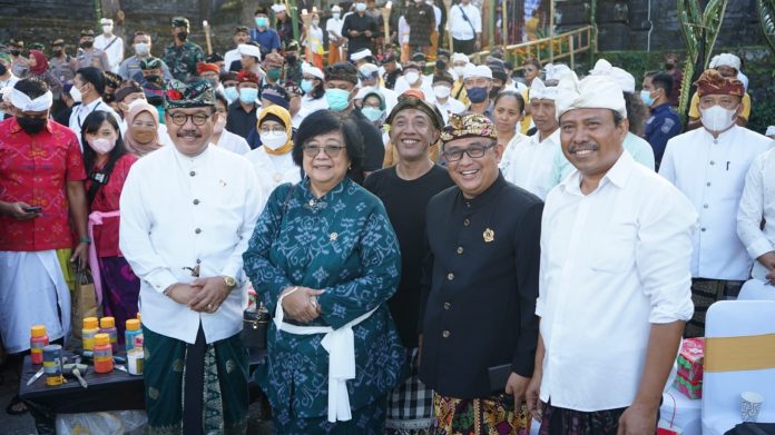 Hadiri Pagelaran 