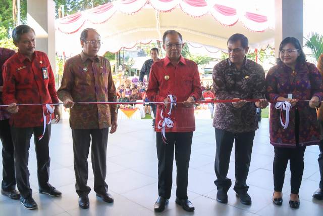 Gubernur Koster Resmikan Gedung Layanan Kanker Terpadu RSUD Bali Mandara