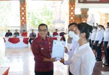 Bupati Sanjaya Serahkan SK PPPK untuk 316 Guru di Tabanan Bupati Sanjaya Serahkan SK PPPK untuk 316 Guru di Tabanan