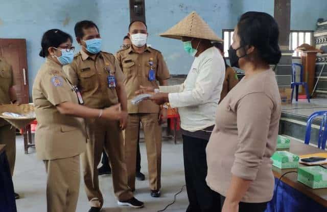 Tingkatkan Potensi Garam Lokal, Disperindag Bali Gelar Bimtek Pengolahan Garam Konsumsi di Jembrana