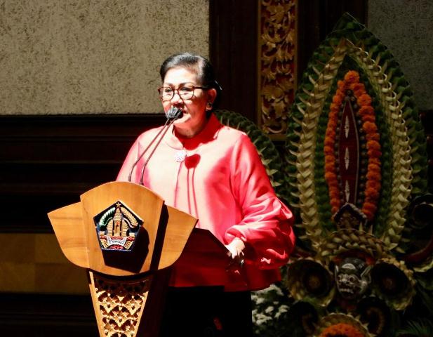 Ny. Putri Koster Catat Omzet Pameran IKM Bali di PKB Tembus Rp 6 Miliar Lebih