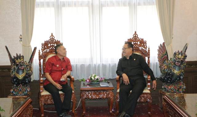 Terima Kunjungan Bupati Ende, Cok Ace Dukung Potensi Pengembangan Pariwisata Ende