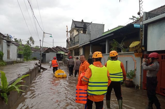 Akibat Hujan Deras, Perumahan Panorama Sanggulan Dikepung Banjir