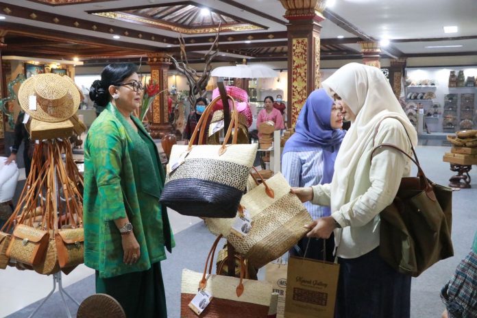 Pameran IKM Bali Bangkit