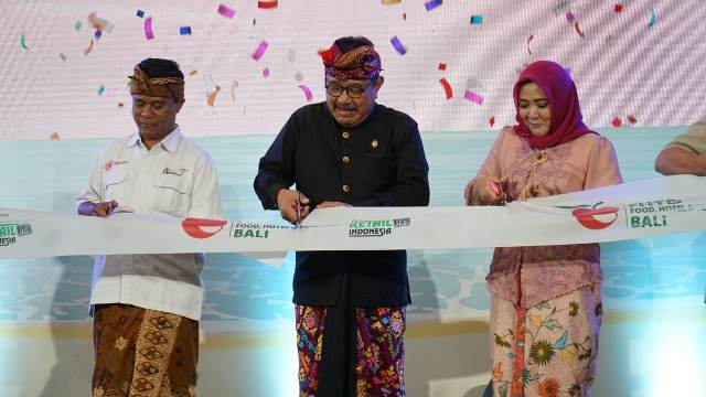 Wagub Cok Ace Buka Pameran Food, Hotel & Tourism 2022