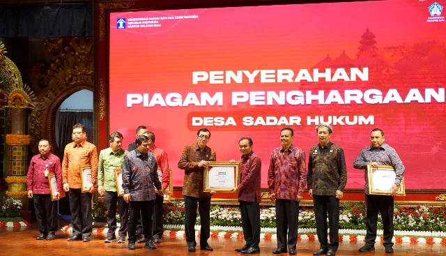 Pemkab Tabanan Borong Penghargaan Anubhawa Sasana Desa dari Menkumham