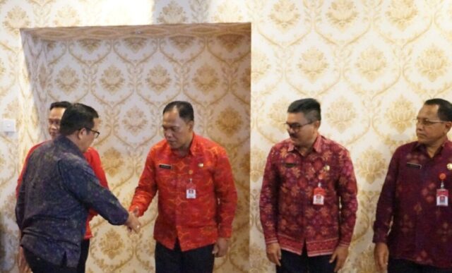 Lantik 18 Pejabat Struktural, Bupati Sanjaya Harapkan Pelayanan Publik Berjalan Optimal