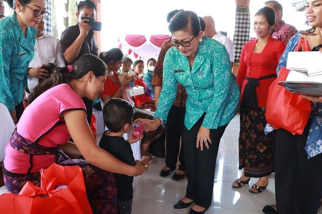 TP PKK Bali Menyapa dan Berbagi di Kabupaten Gianyar