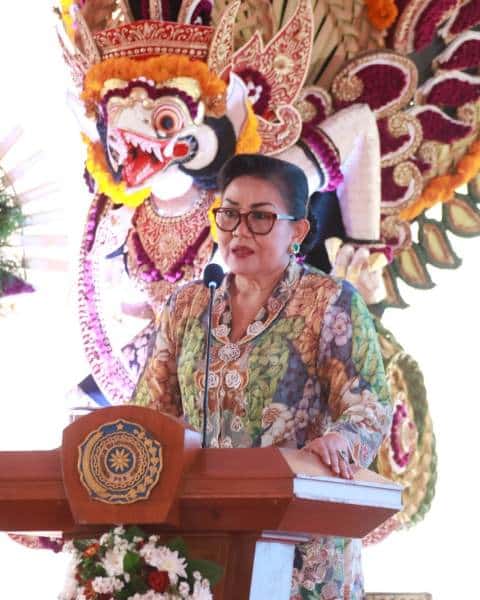 Kerja Nyata TP PKK Provinsi Bali Selama Tahun 2019-2022, Ny. Putri Koster Terjun Langsung Membantu Masyarakat