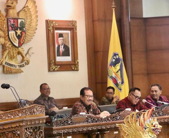 Wagub Cok Ace Hadiri Rapat Paripurna Ke-5 DPRD Bali Tahun 2023