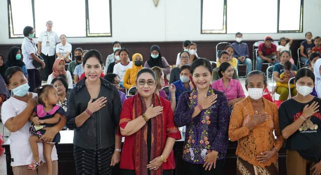 Aksi Sosial dan Edukasi Cegah Stunting Digelar BKOW Prov Bali di Kabupaten Jembrana