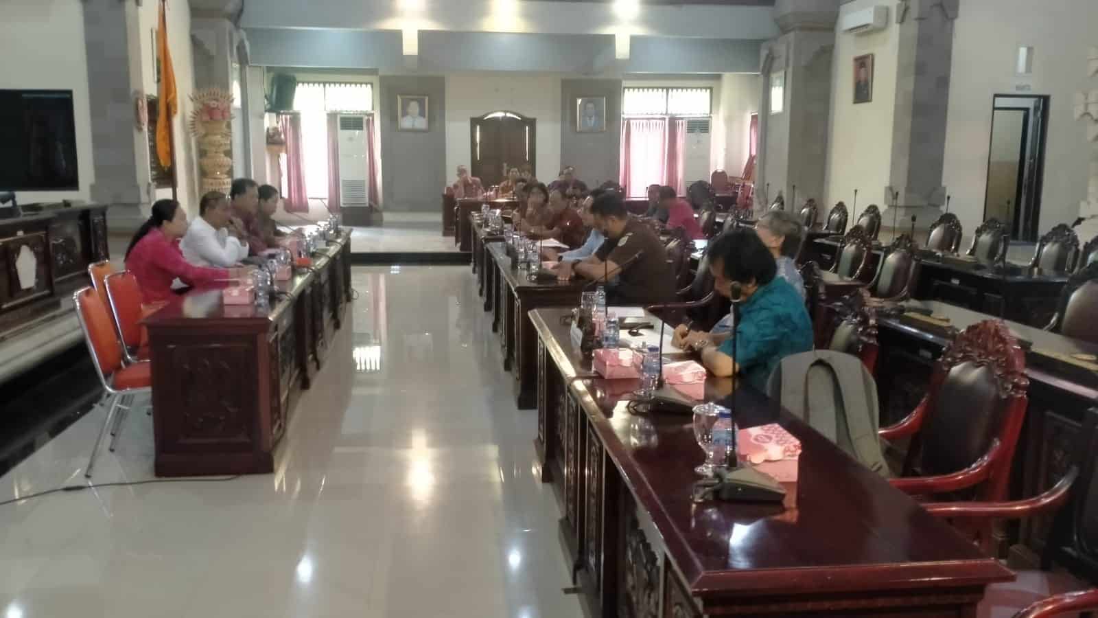 Dewan Tabanan Pertanyakan Pengelolaan Aset Puluhan Tahun Mangkrak di Desa Pangkung Tibah