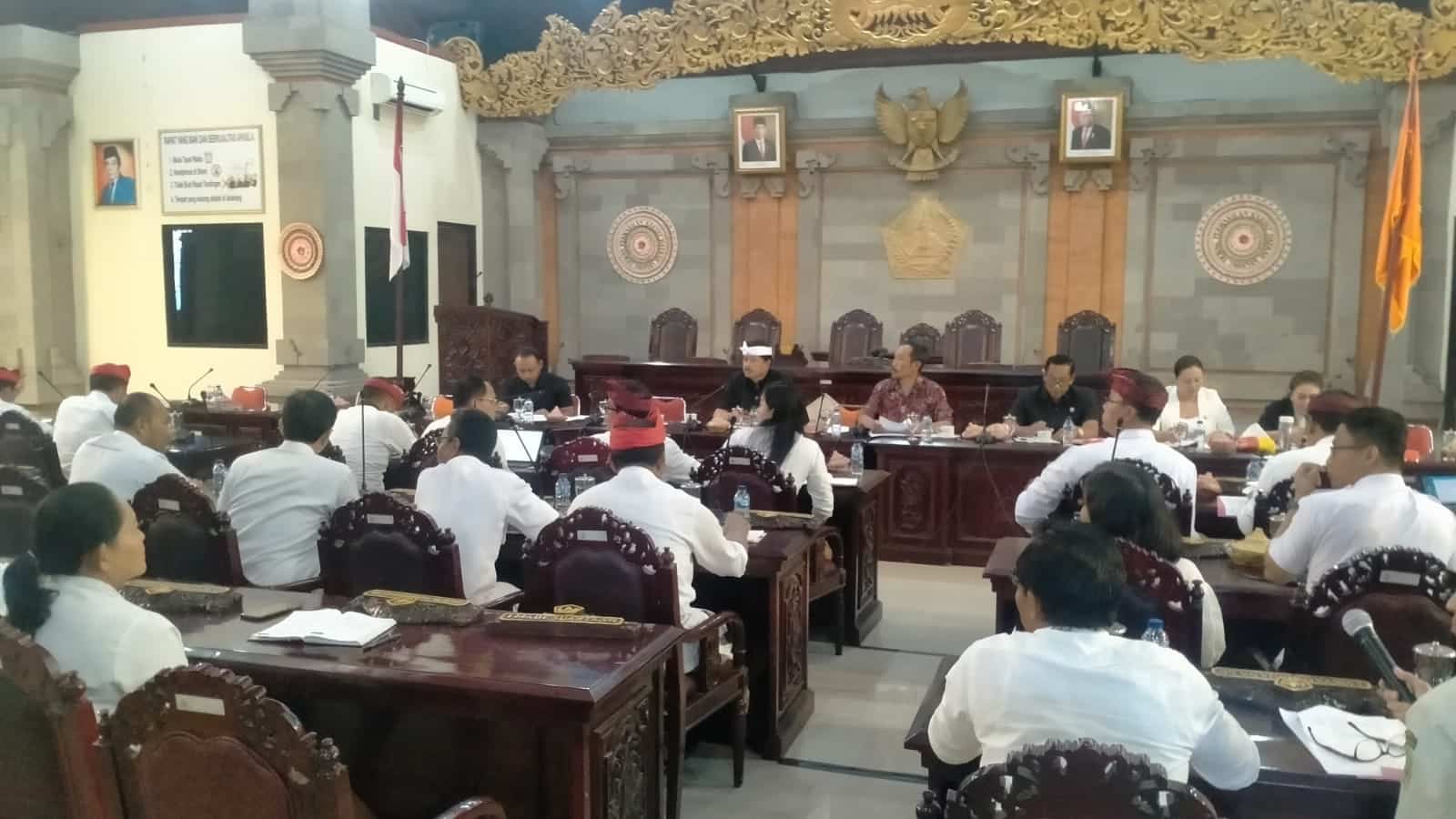 Dewan Tabanan dan Eksekutif Sepakat Revisi Sejumlah Perda Kadaluarsa