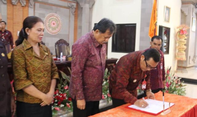 Eksekutif dan Legislatif Tabanan Sepakati 7 Ranperda Menjadi Perda