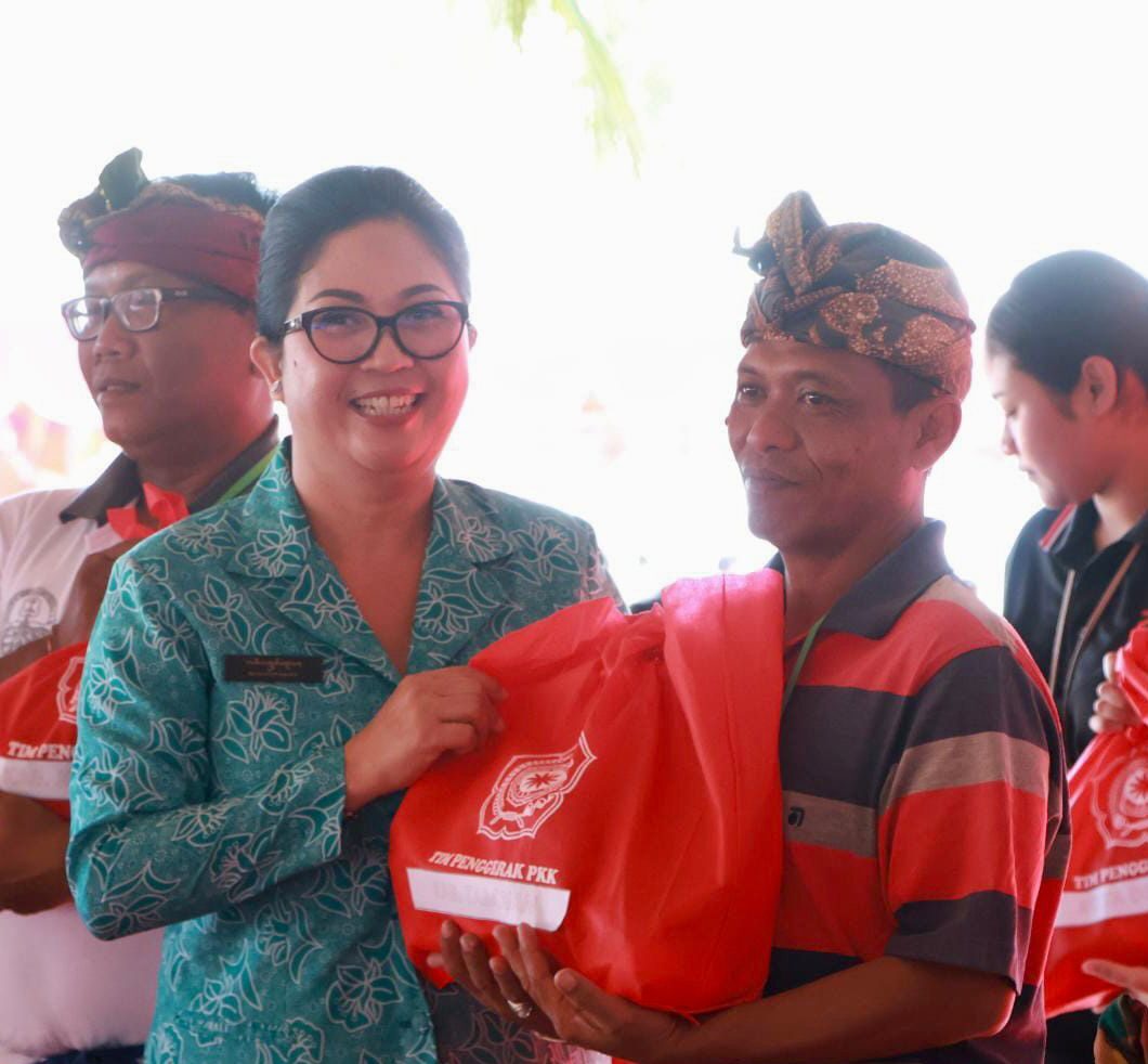 Program Pasar Rakyat PKK “Berbelanja dan Berbagi” Sukses Pulihkan Perekonomian Pasca Pandemi