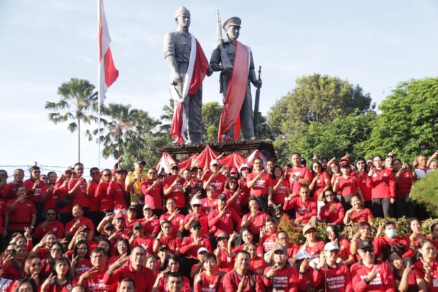 Meriahkan HUT Kemerdekaan RI ke-78, Bupati Sanjaya Pimpin Pemasangan Bendera