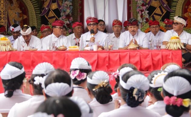 Bupati Tabanan Hadiri Karya Mamungkah di Desa Adat Wanasari