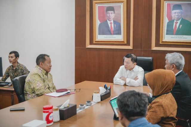 Temui Menteri Suharso Monoarfa, Pj. Gubernur S. M. Mahendra Jaya Dapat Sinyal Positif Realisasi LRT di Bali