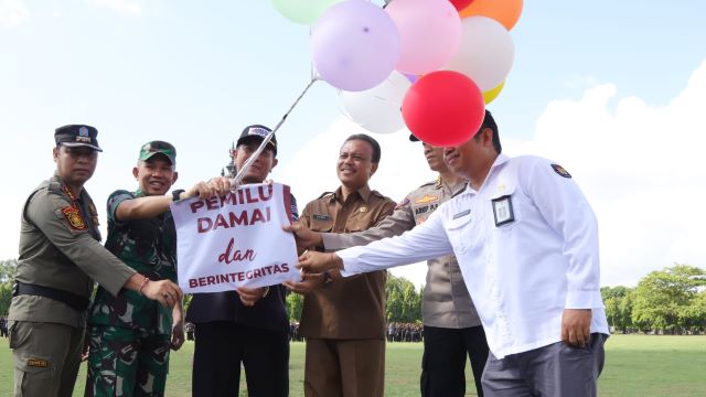 Sekda Dewa Indra Apresiasi Bawaslu Bali dalam Apel Siaga Pengawasan Kampanye Pemilu 2024