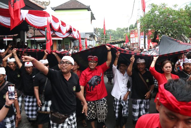 Ketua DPC PDIP Tabanan: Kibarkan Bendera Abiantuwung Bersatu dan Deklarasi Ganjar-Mahfud