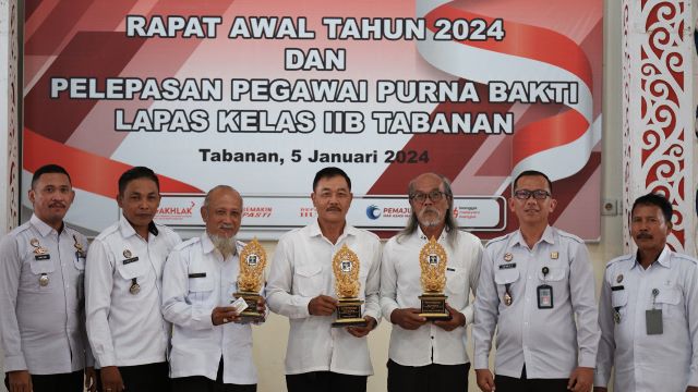 Lapas Tabanan Lepas 3 Pegawai yang Memasuki Masa Purna Tugas