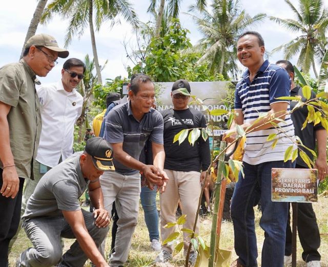 Pemprov Bali Komitmen Prioritaskan Aksi Penghijauan Dalam Berbagai Momen Penting