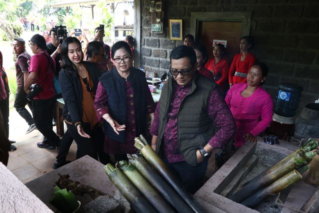 Bupati Sanjaya Dorong Potensi Wisata dan Kelestarian Alam Desa Gunung Salak