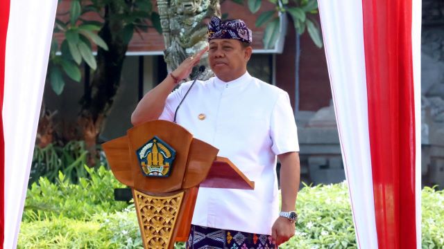 Pj. Gubernur Bali Pimpin Apel Hari Otonomi Daerah ke-28