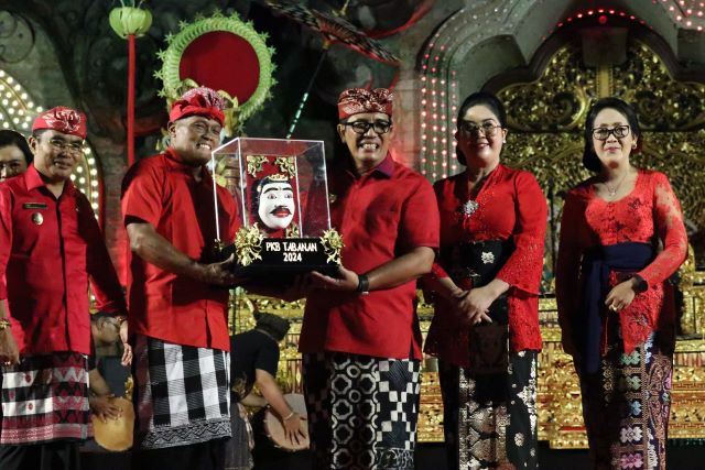 Bupati Sanjaya Resmi Buka Pesta Kesenian Bali XLVI