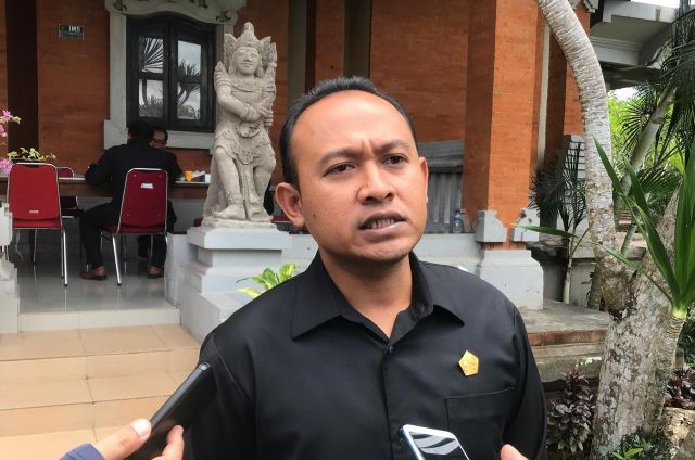 Komisi I DPRD Tabanan Minta Desa Adat Awasi Penduduk Pendatang Pasca Lebaran