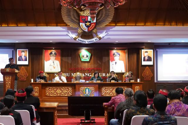 Bupati Tabanan Hadiri High Level Meeting Pengendalian Inflasi