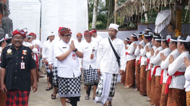 Bupati Tabanan Hadiri Karya Dewa Yadnya di Pura Luhur Kahyangan Dalem Desa Adat Tegayang