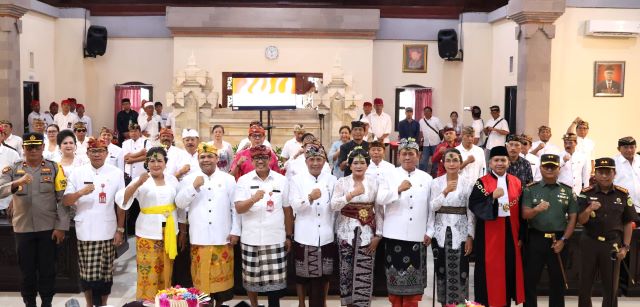 Bupati Tabanan Hadir di Peresmian Pimpinan DPRD Baru: Janji Sinergi Eksekutif-Legislatif dan Tantangan Besar Menanti!