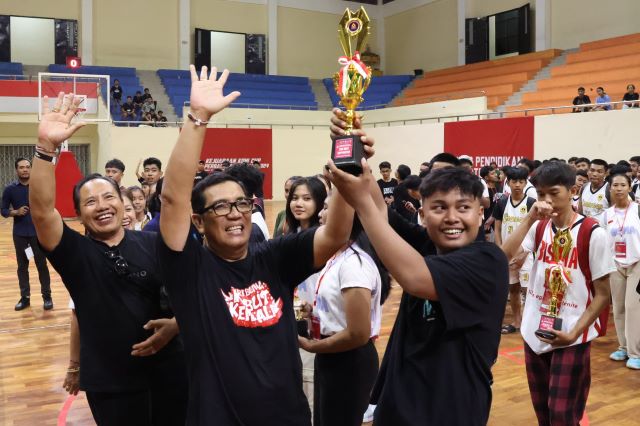 Bupati Tabanan Tutup Kejuaraan ‘KONI Basketball Cup’ di GOR Debes, Banjir Apresiasi dan Pesan Khusus!