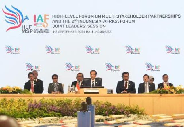 Presiden Jokowi Resmi Buka HLF-MSP dan IAF 2024 di Bali: Serukan Solidaritas Global