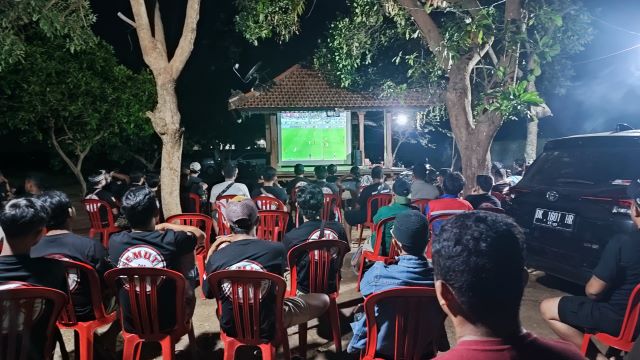 Cabup I Nyoman Mulyadi Gelar Nobar Dukung Timnas Indonesia Lawan Bahrain