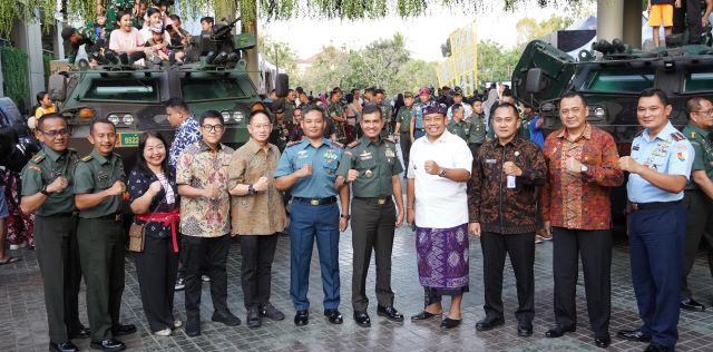 Pj. Gubernur S. M. Mahendra Jaya Dukung Pameran Alutsista TNI