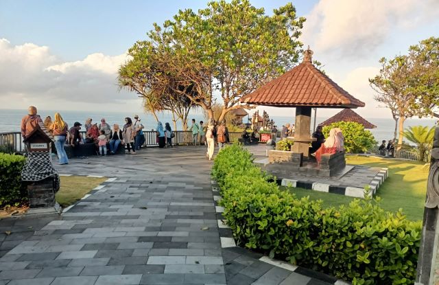 Tanah Lot Akan Bangun Panggung Terbuka, Sensasi Wisata Alam dan Budaya