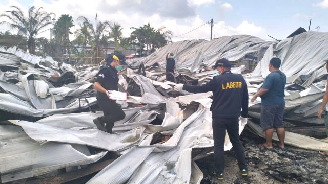 Tim Labfor Polda Bali Selidiki Penyebab Kebakaran Pasar Sri Bantas