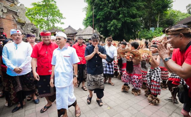 Wayan Koster Tegaskan Budaya Bali itu Prinsipil Krama Bali