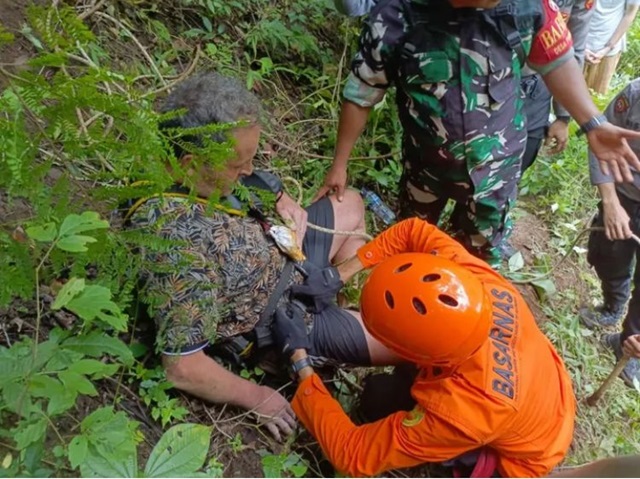 WNA Prancis Terperosok ke Jurang 8 Meter di Karangasem