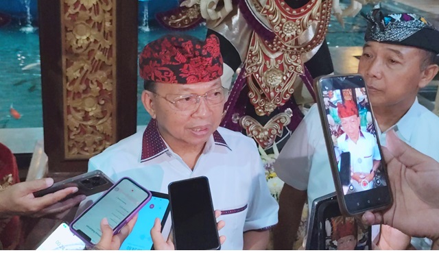 Koster Bangun 17 Gedung SMA/SMK di Periode Pertama, Periode Kedua Pendidikan Harus Lebih Maju