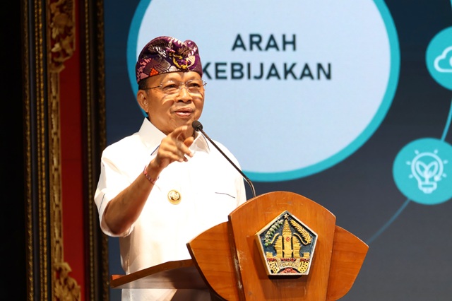 Koster: Bali Mandiri Energi Kini Harga Mati, PLTS Atap Jadi Solusi Hijau